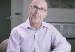 Le Dr Ted Jablonski fournit quelques conseils simples pour améliorer la santé cardiaque.