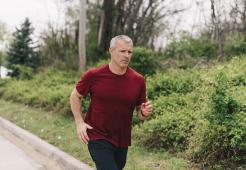 Four Ways to Manage Your Body Weight. Maintaining an optimal body weight helps with your overall health and wellbeing. 